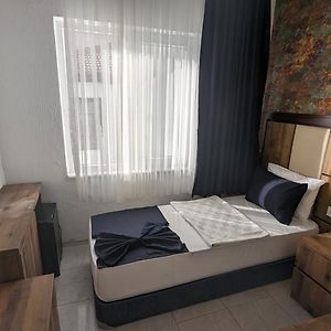 Budget Kamer met een King Size Bed